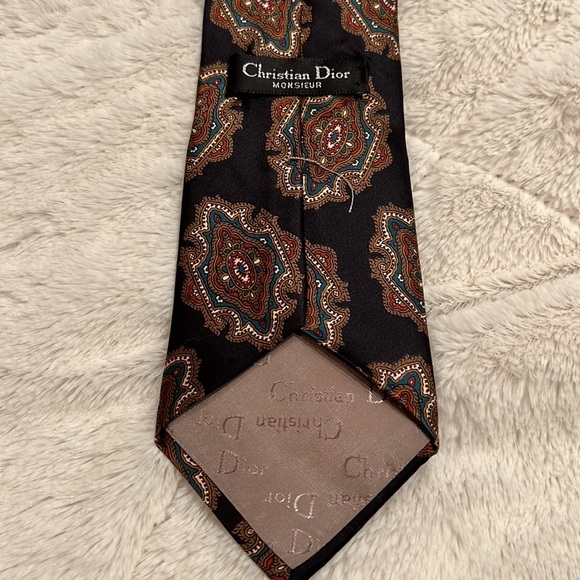 Christian Dior Silk Tie. - Picture 2 of 3